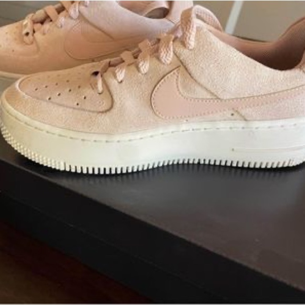 Nike Air Force 1
